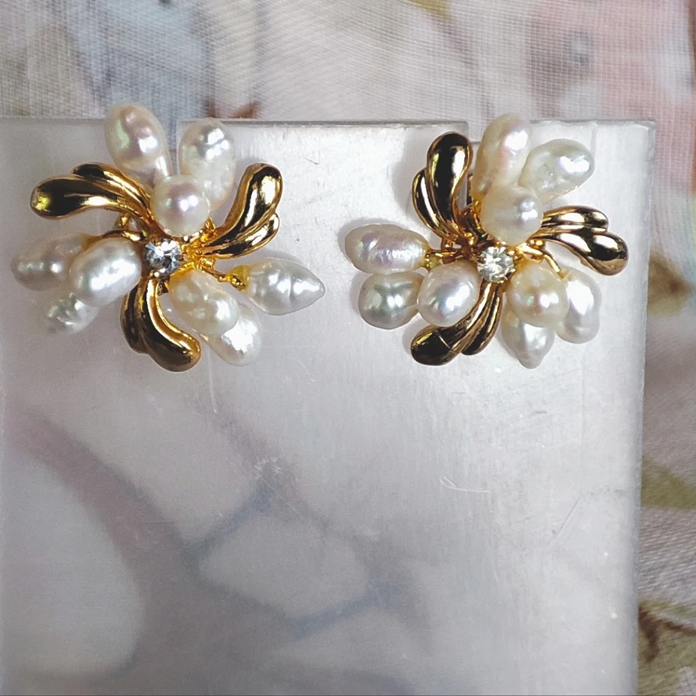 Fresh Water Pearls this listing